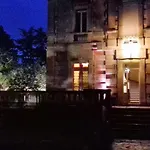 Logis - Restaurant Les Cedres 阿维尼翁新城