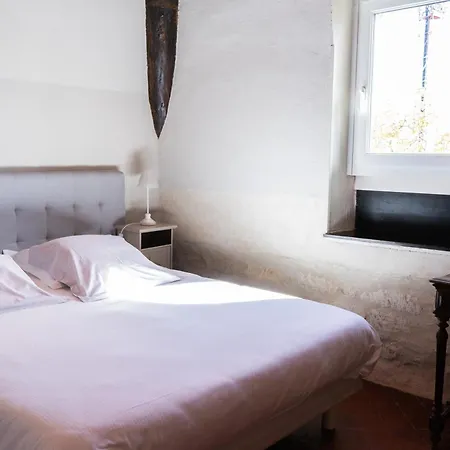 Hotel Logis Hotel - Restaurant Residence Les Cedres
