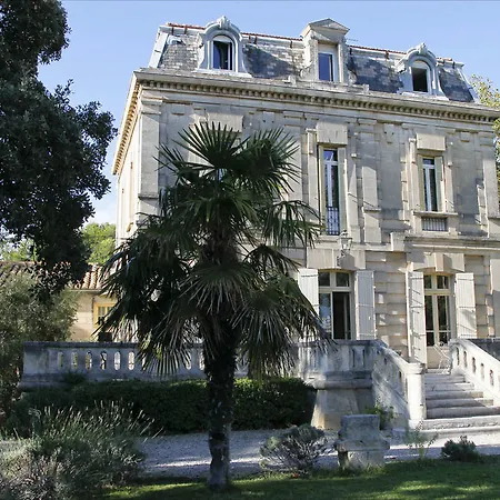 Logis Hotel - Restaurant Residence Les Cedres 3* Villeneuve-les-Avignon