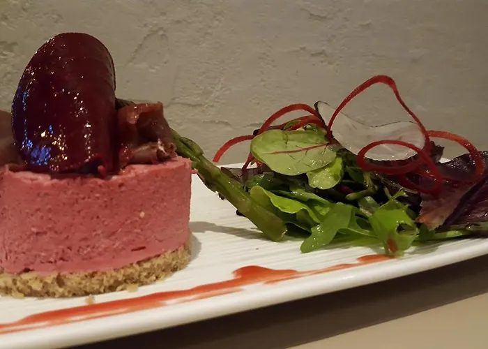 Ξενοδοχείο Logis - Restaurant Les Cedres 3*